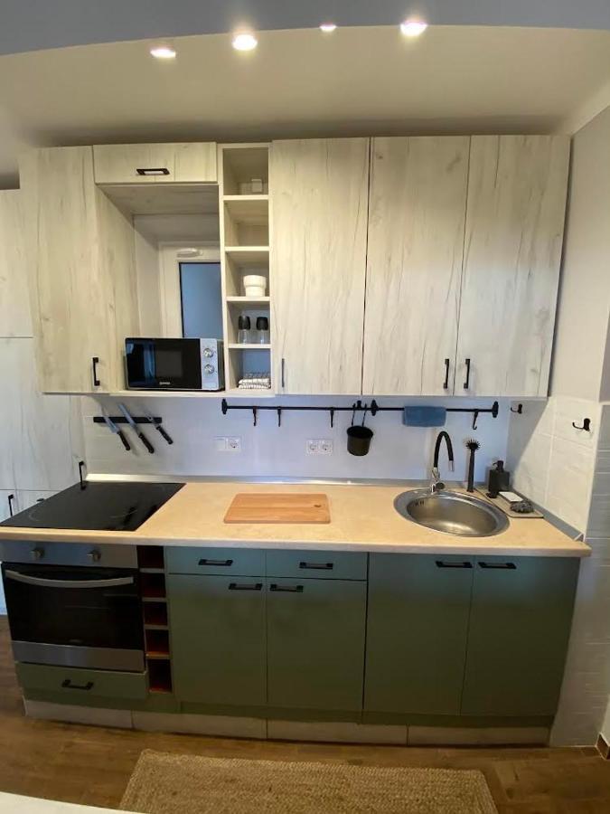 Chill Apartman Mişcolţ Exterior foto