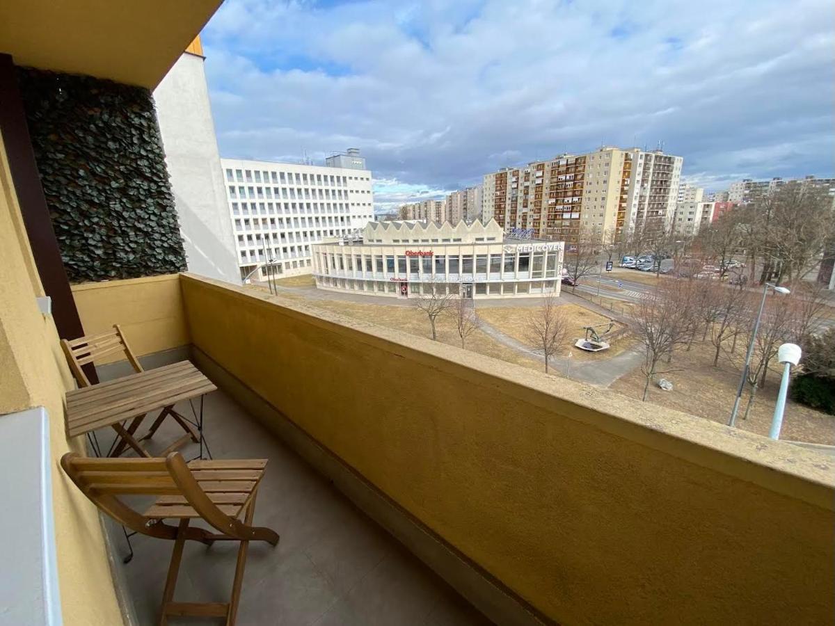 Chill Apartman Mişcolţ Exterior foto